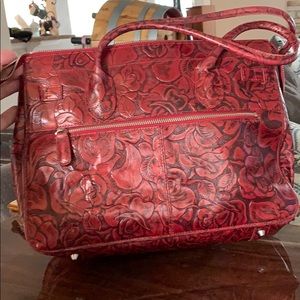 Maxx New York shoulderbag.